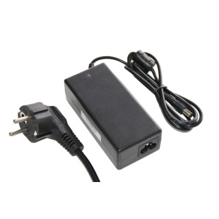 Toshiba laptoptöltő, 90 W / 15 V / 6 A / 6,3 mm x 3,0 mm
